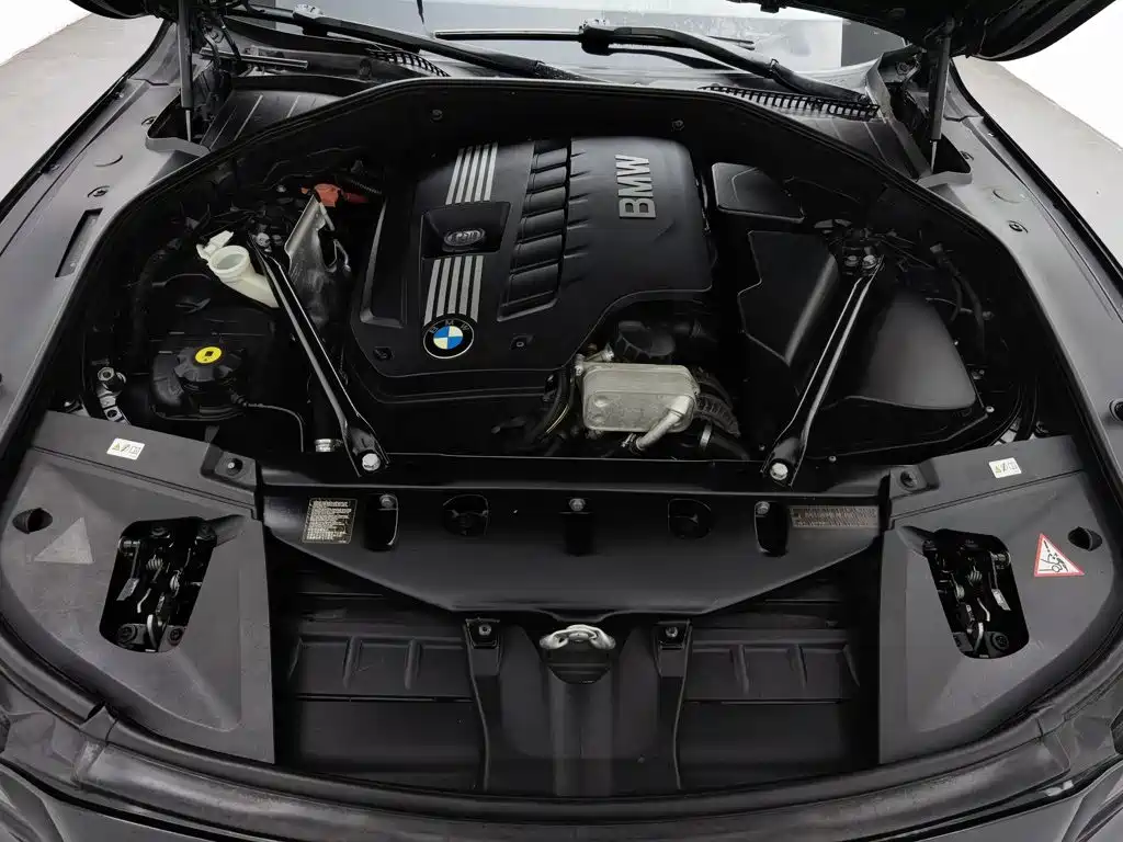 BMW 7 Series 2012 2011 730Li Elegance