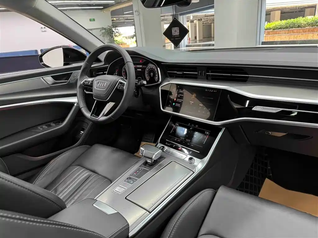 Audi A6L 2023 40 TFSI Luxury Elegance фото 23