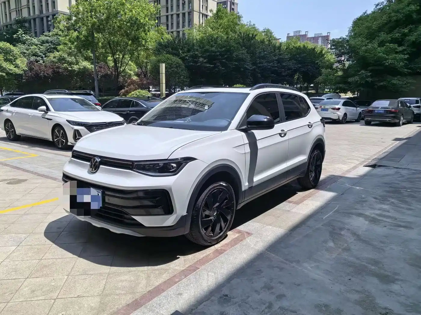 Volkswagen Tharu 2025 New Edge 1.5L Aspiration Edition