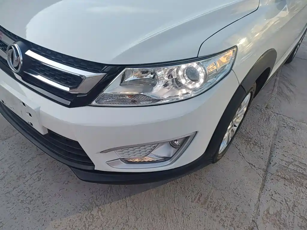 Dongfeng Aeolus Dongfeng Fengshen AX3 2016 2016 1.5L Manual Cool Edition