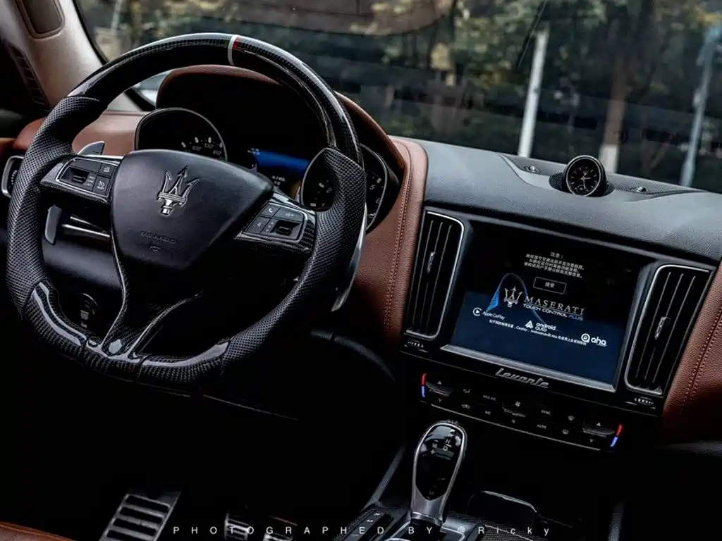 صورة 6 - Maserati Levante