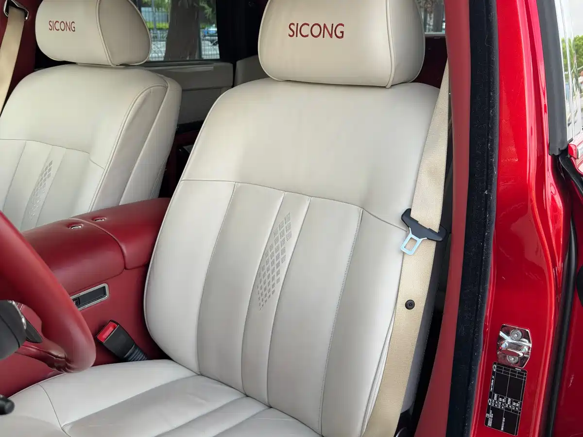 Фото 12 - Rolls-Royce Phantom