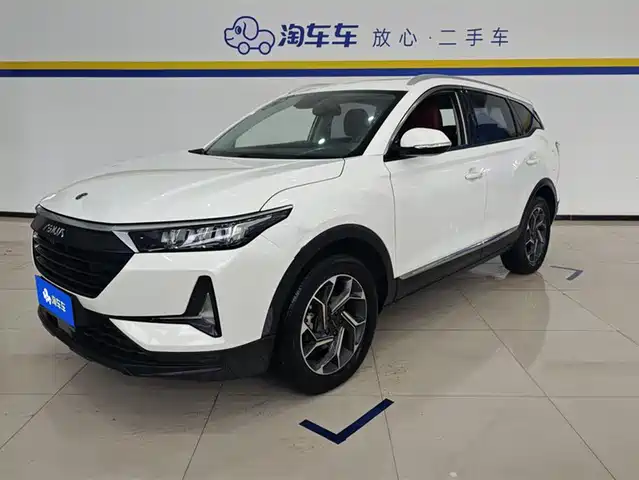 DONGFENG AX7