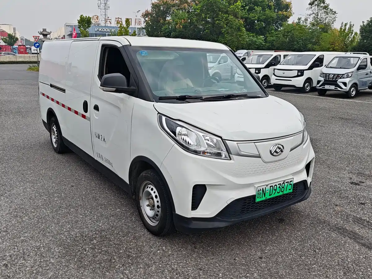 Фото 3 - Maxus Maxus EV30