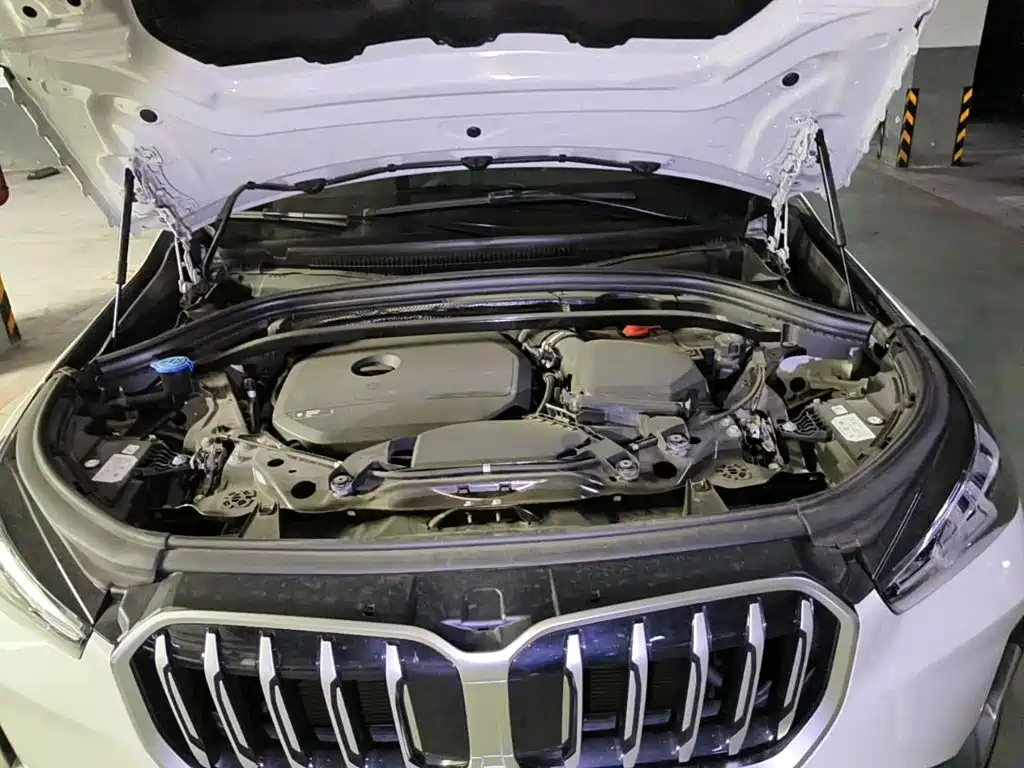 Фото 9 - BMW X1