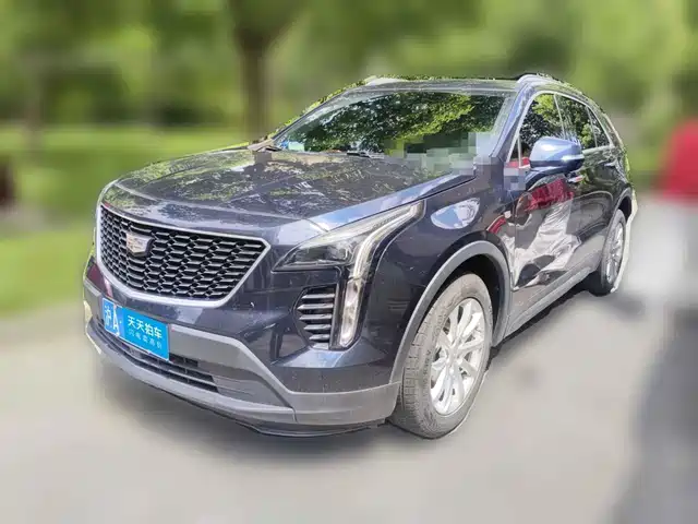 Cadillac XT4 2022 28T FWD Style — фото 1