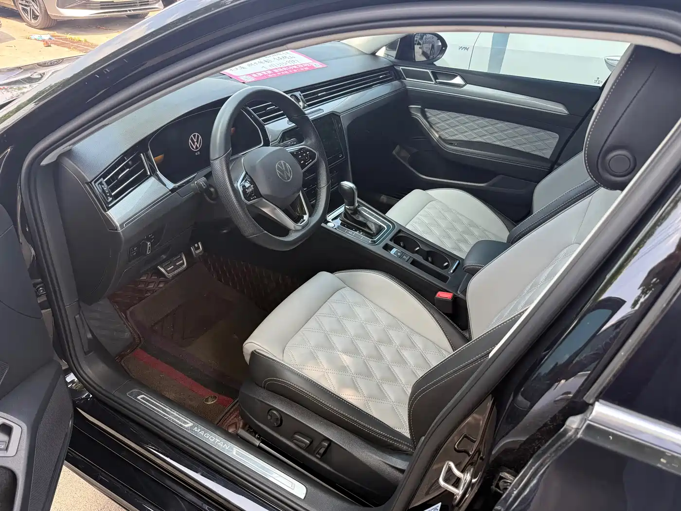 Volkswagen Magotan 2023 2 Million Units Anniversary Edition 330TSI DSG Leading Type фото 6