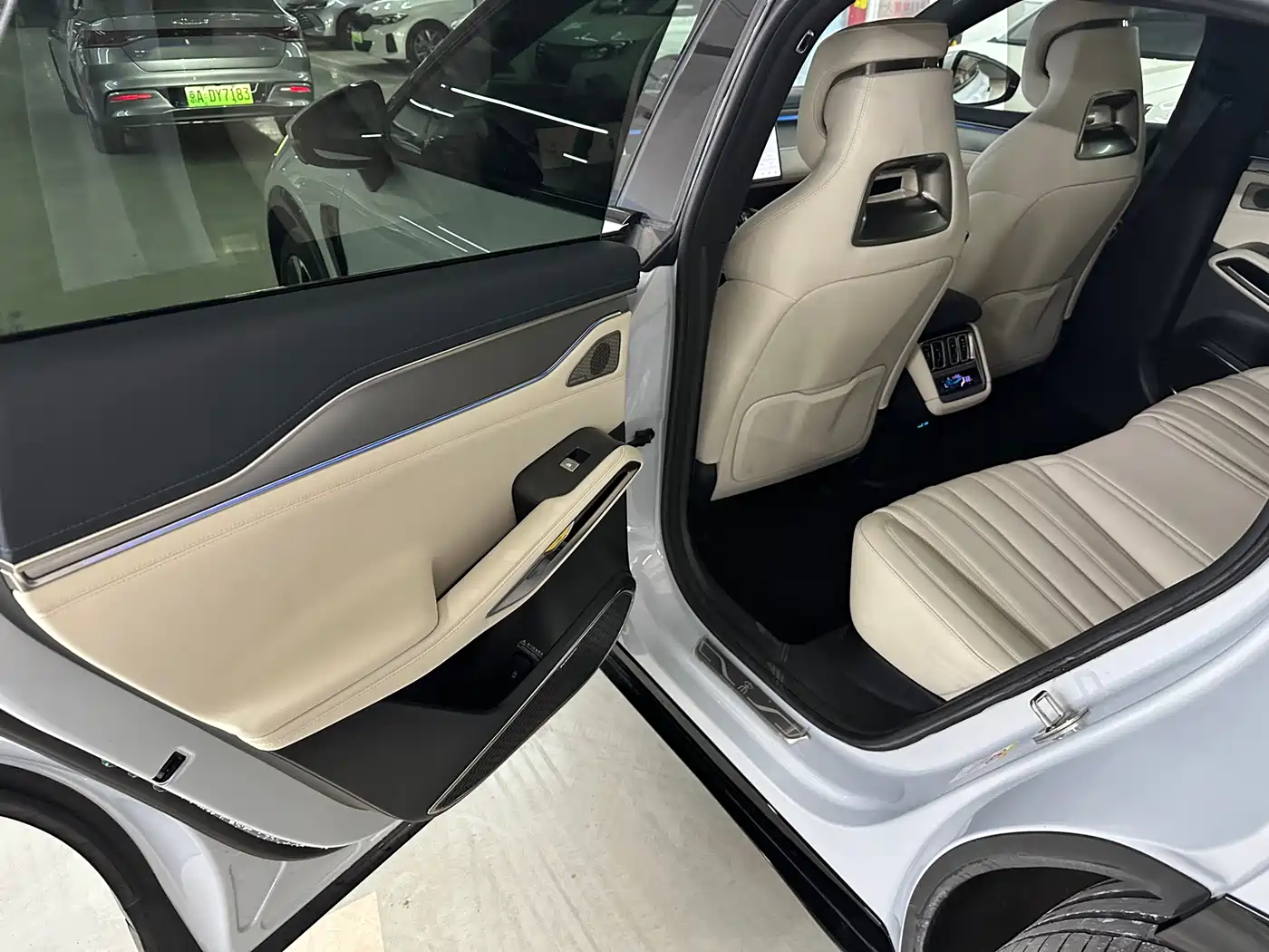 BYD Song L EV 2024 Model 662km Excellence фото 18