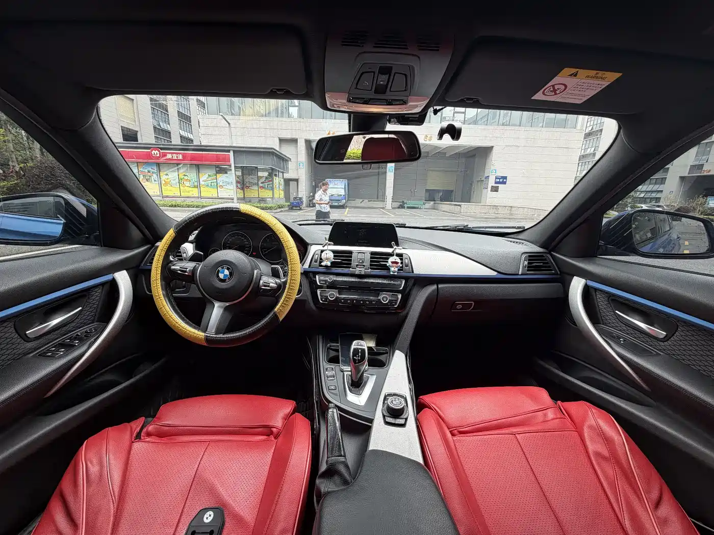 BMW 3 Series 2018 320i M Sport Package фото 5