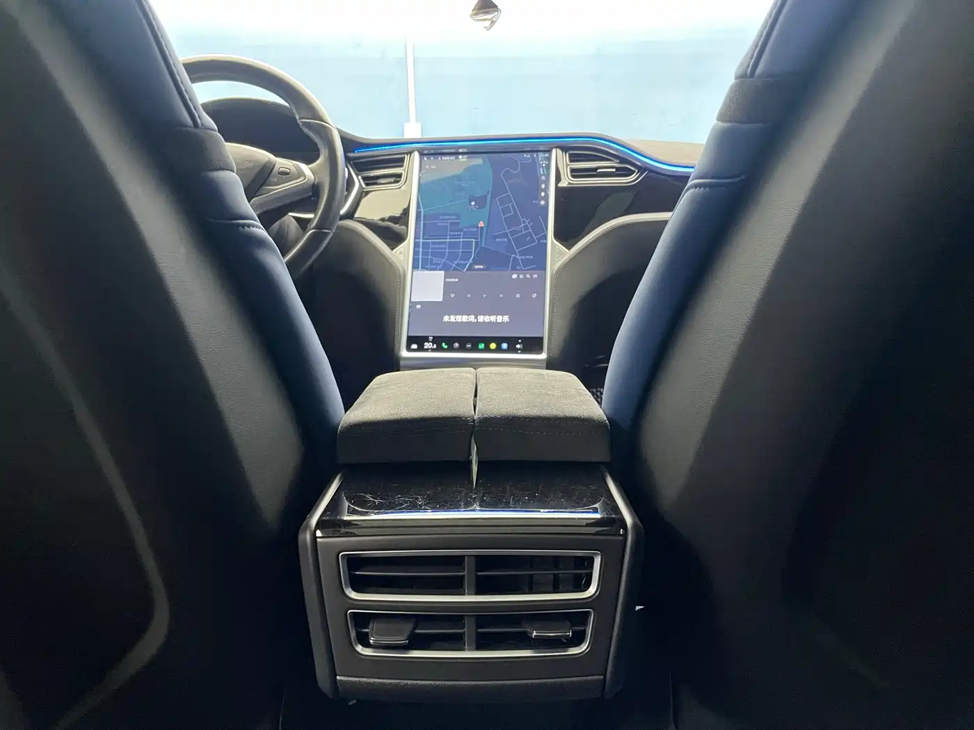TESLA MODEL S