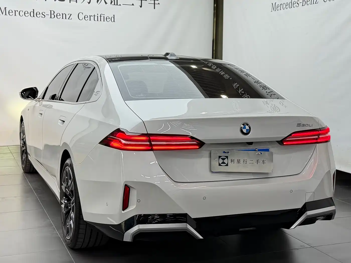 BMW 5 Series 2024 530Li Premium M Sport Package фото 5