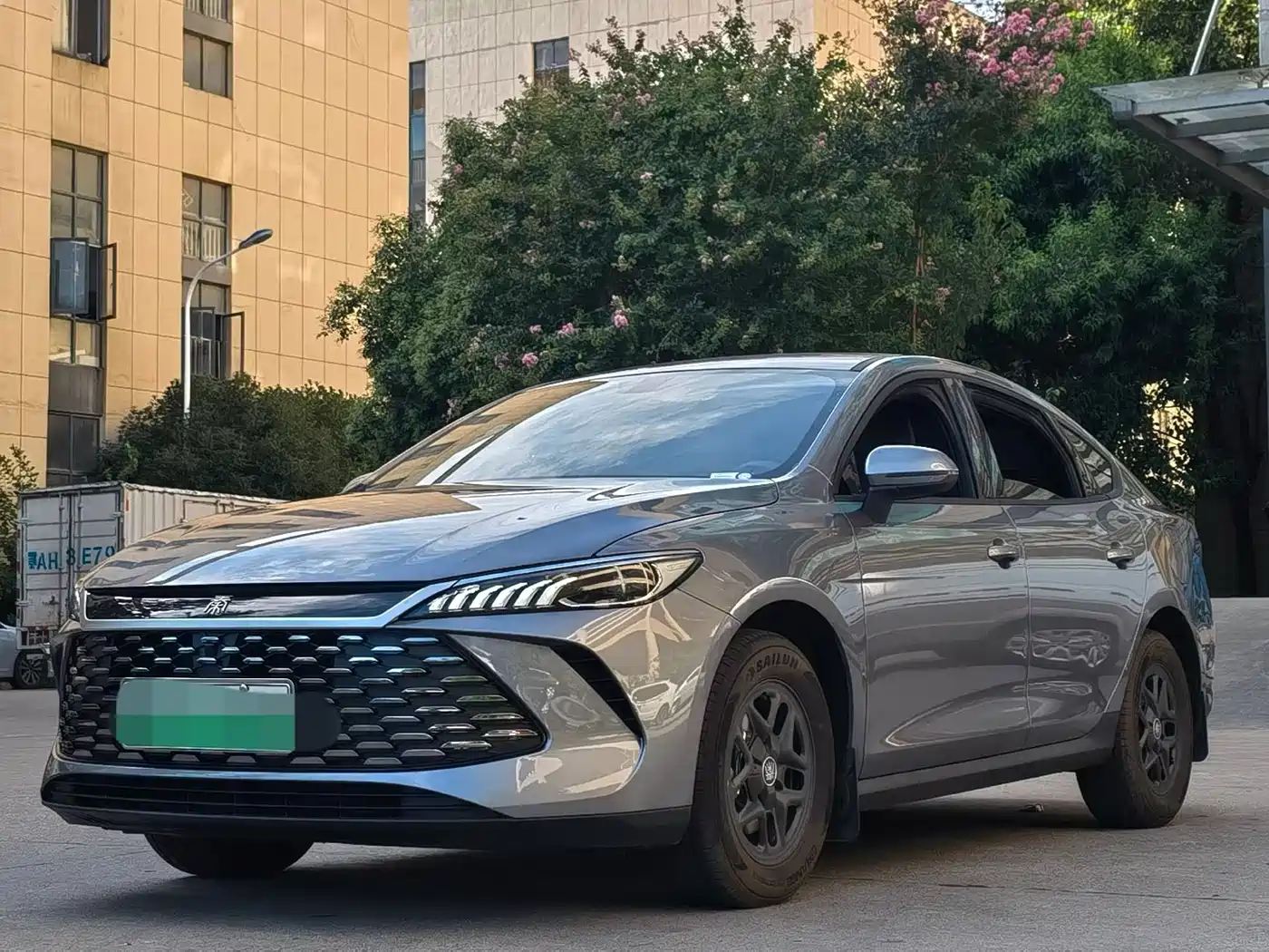 BYD Qin PLUS 2025 DM-i Smart Drive 55KM Leader