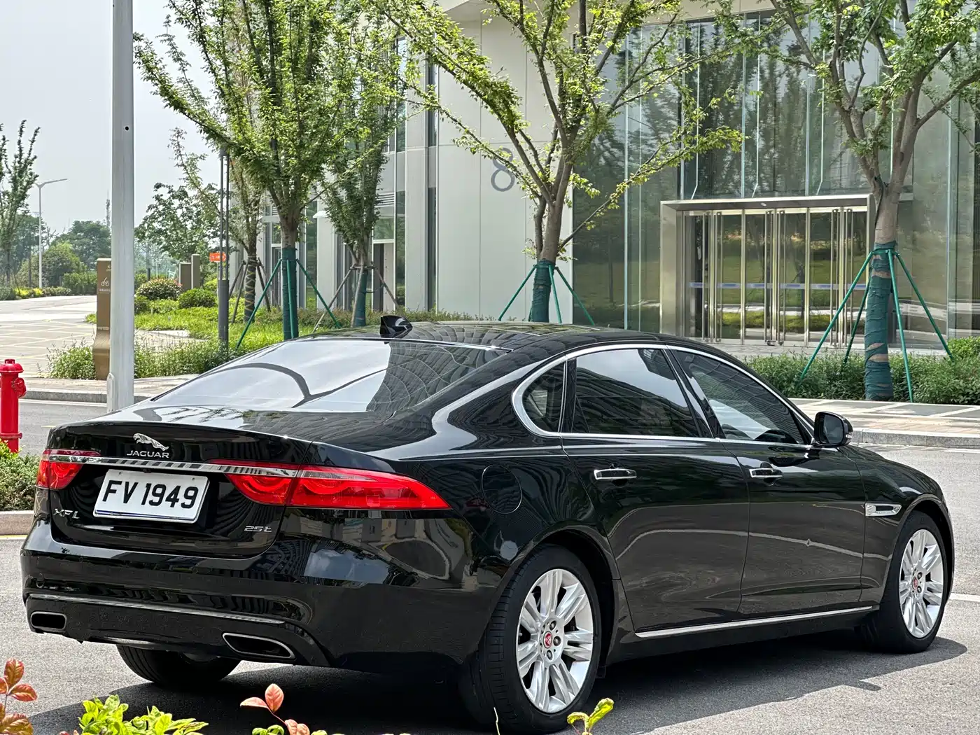 Jaguar XFL 2018 XFL 2.0T 250PS Luxury фото 37