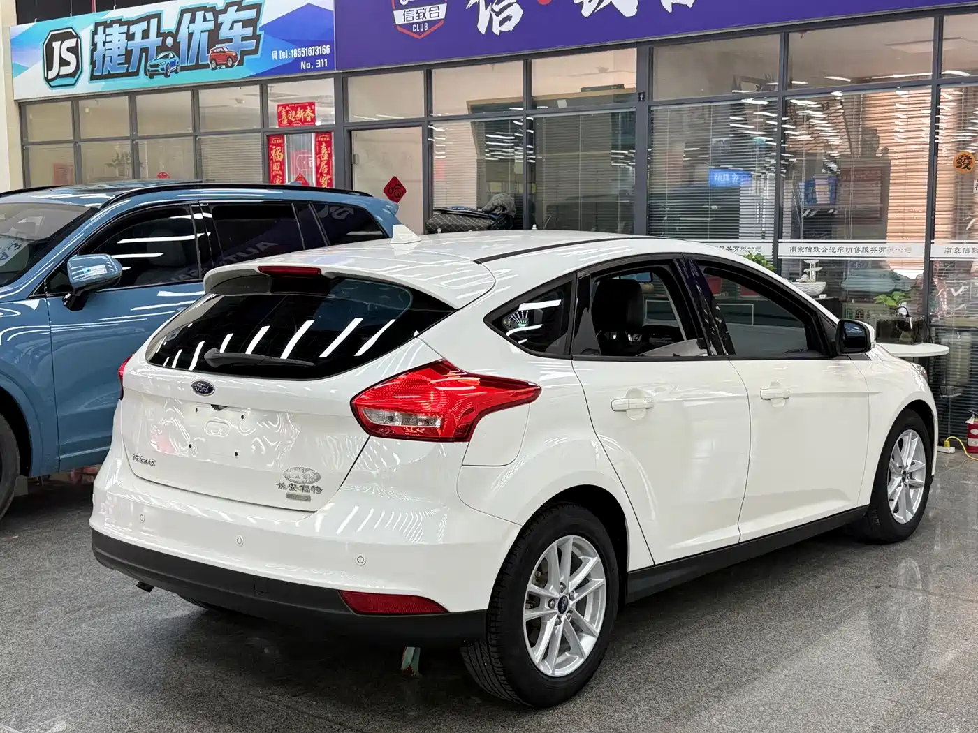 Ford Focus 2018 2017 Hatchback EcoBoost 125 Auto Super Fashion Smart Edition