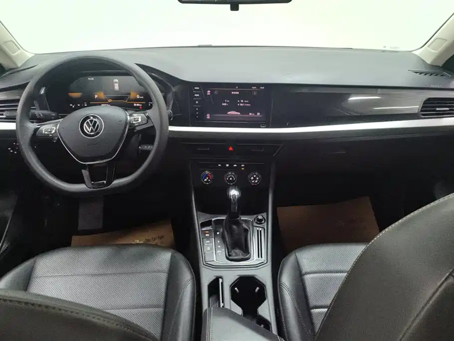 Volkswagen Lavida 2021 1.5L Auto Comfort Edition фото 12