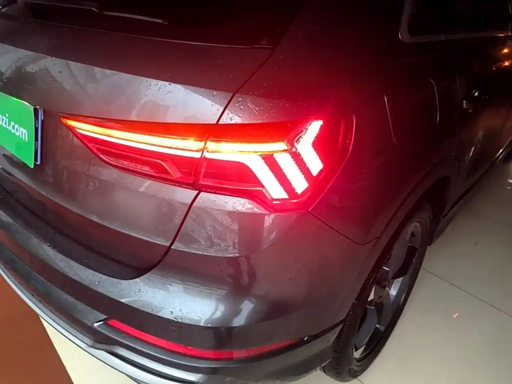 Audi Q3 2019 35 TFSI Fashion Sport фото 8