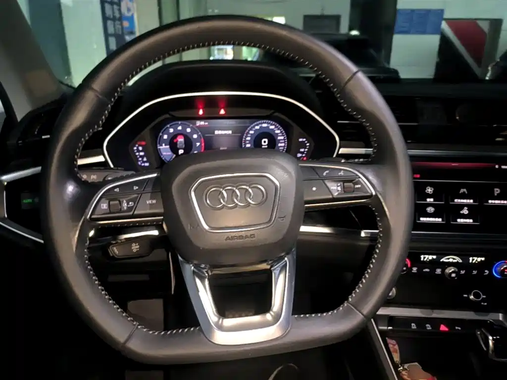 Audi Q3 2019 35 TFSI Fashion Sport фото 11