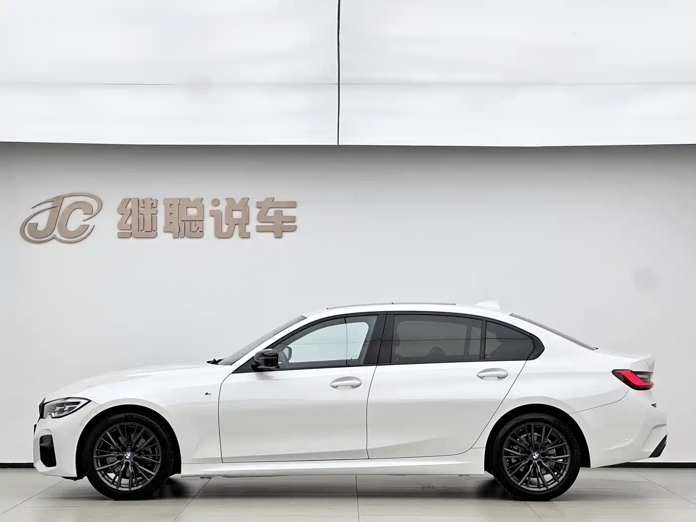 BMW 3 Series 2020 325Li M Sport Black Night Package фото 12