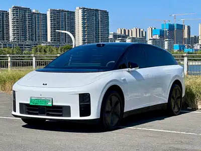 Li Auto i6