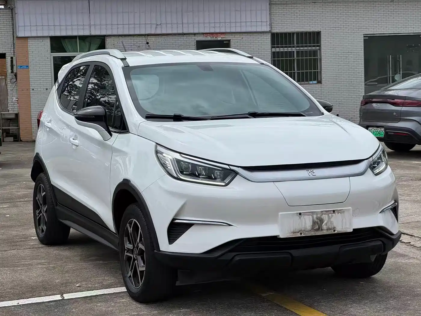 BYD Yuan Pro 2022 2021 401KM Luxury Model