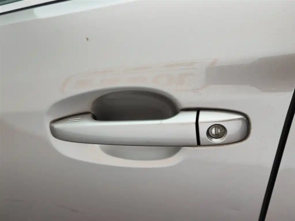 Subaru Forester 2013 2.5i Automatic Premium Edition фото 18