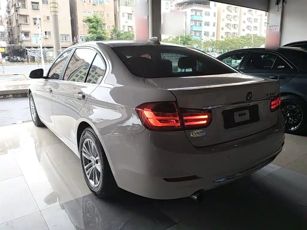BMW 3 Series 2015 320Li Super Joy Fashion фото 5