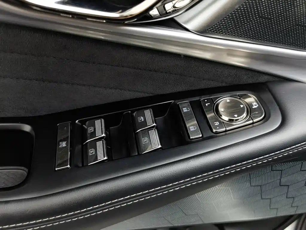 Photo 9 - GAC Trumpchi GS8
