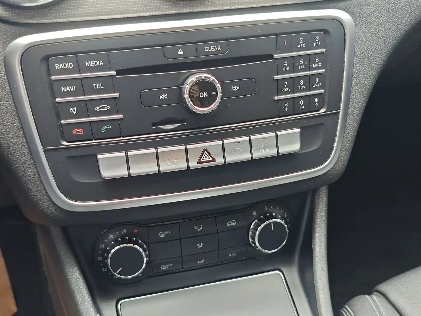 Mercedes-Benz CLA (Import) 2017 Facelift CLA 200 Style фото 15