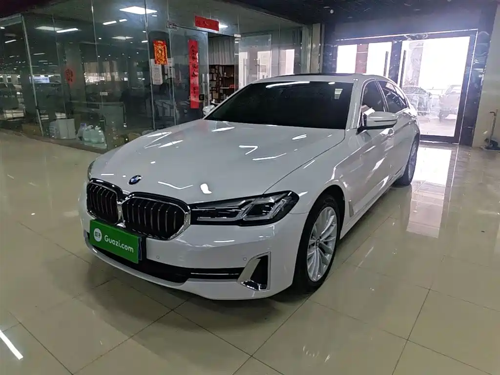 BMW 5 Series 2022 Facelift 525Li Luxury Package