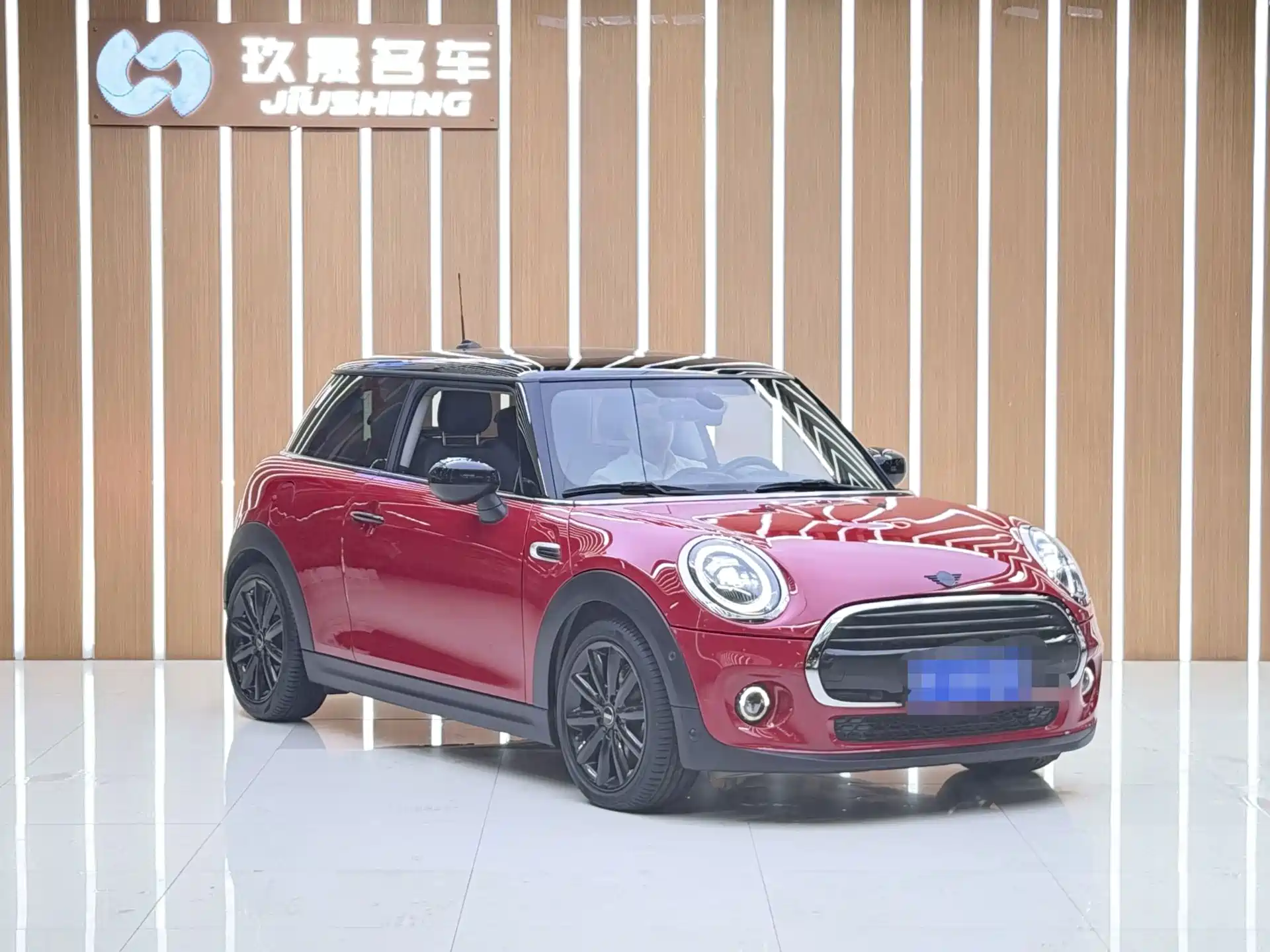 Фото 2 - MINI COUNTRYMAN