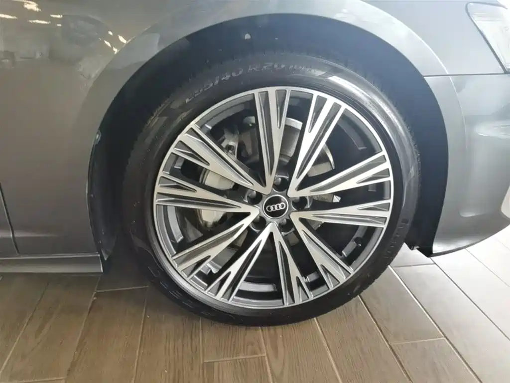 Audi A6L 2023 45 TFSI Premium Selection Dynamic фото 14