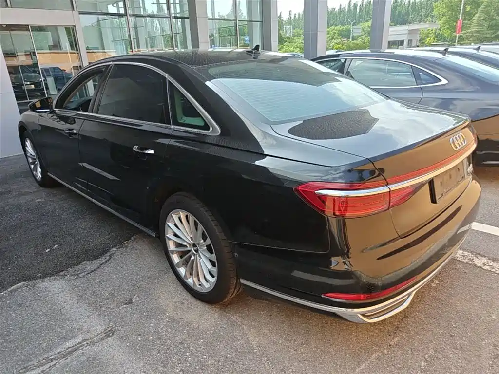 Audi A8 2018 A8L 55 TFSI quattro Launch Elite фото 5