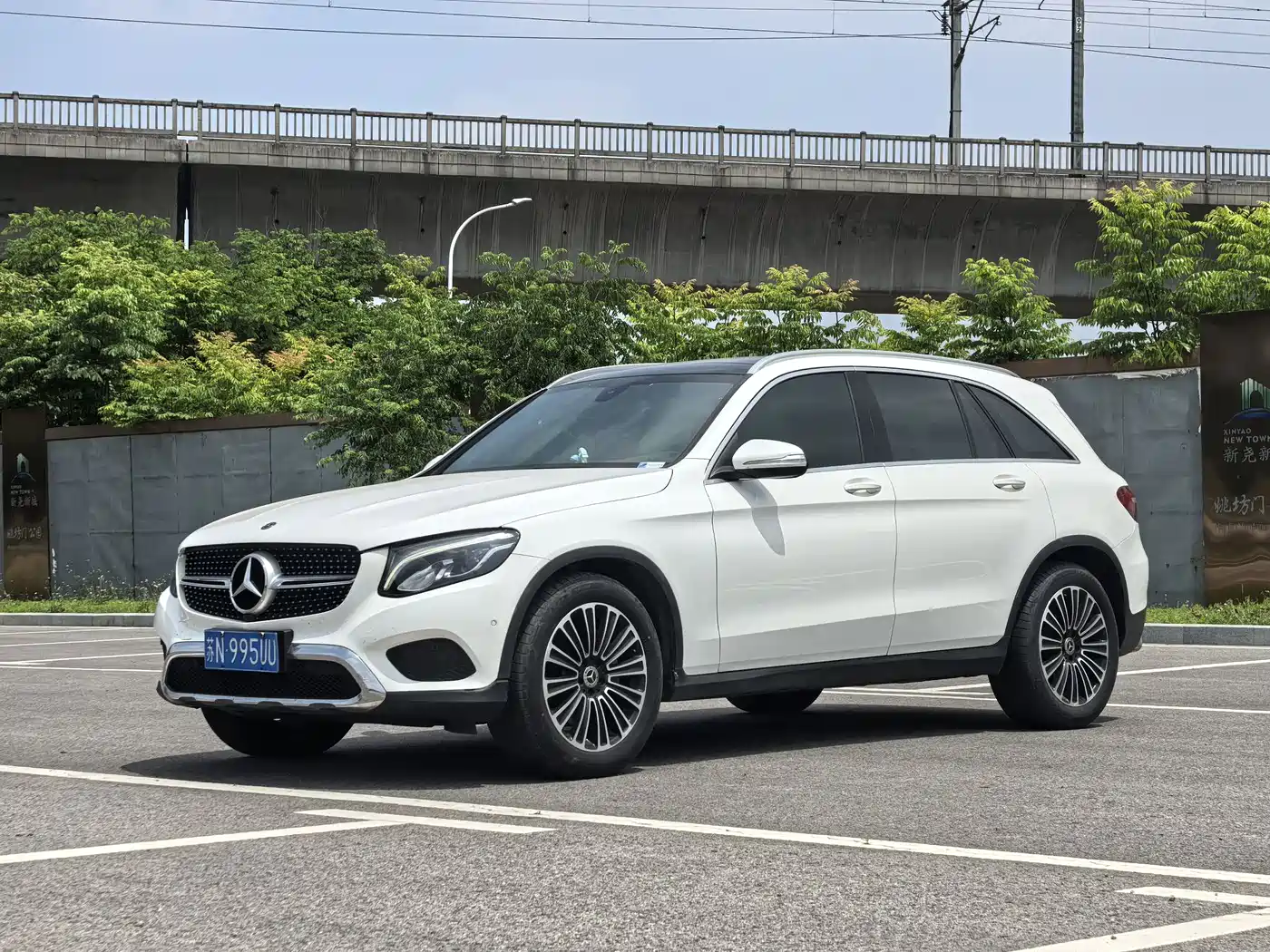 Mercedes-Benz GLC 2019 Model GLC 200 L 4MATIC