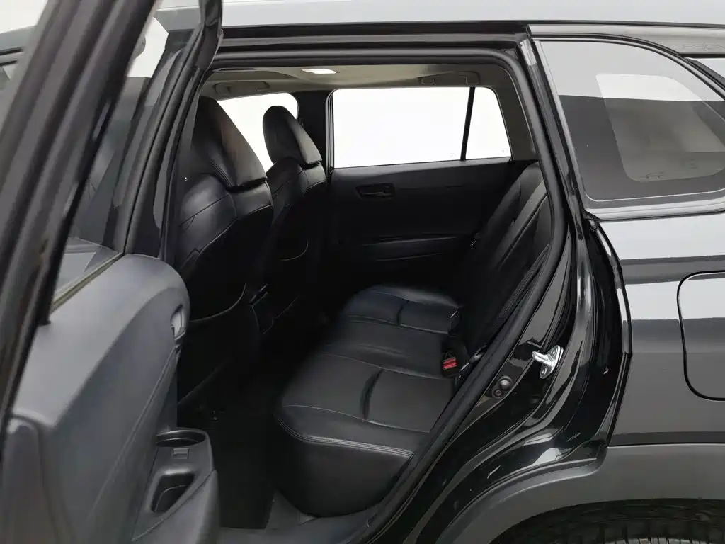صورة 15 - Toyota Frontlander