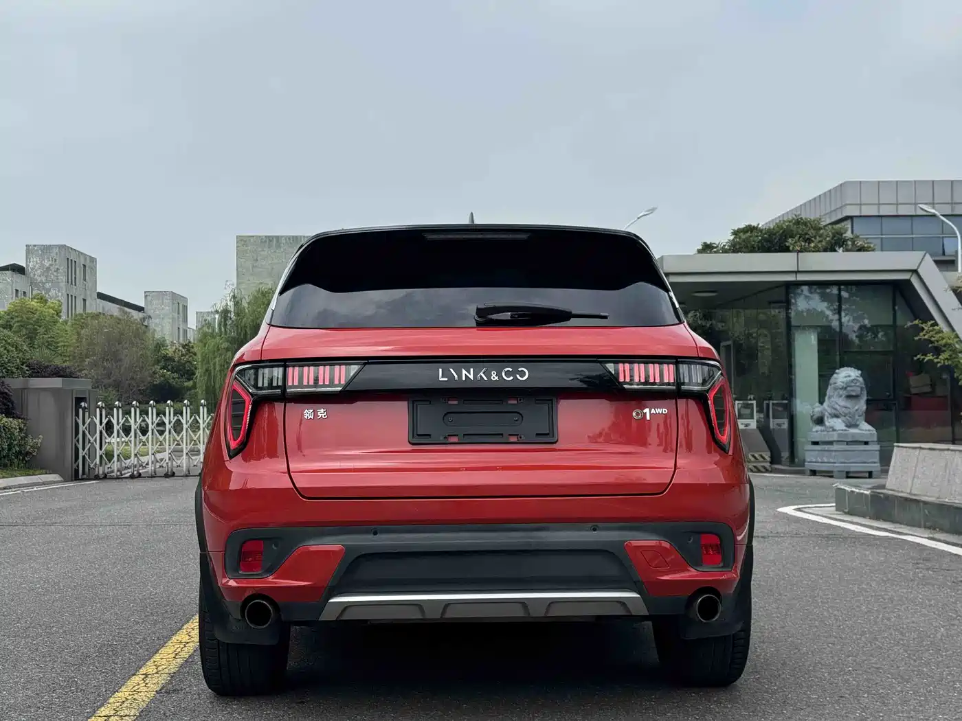 Lynk & Co 01 2017 2.0T AWD Pro фото 5