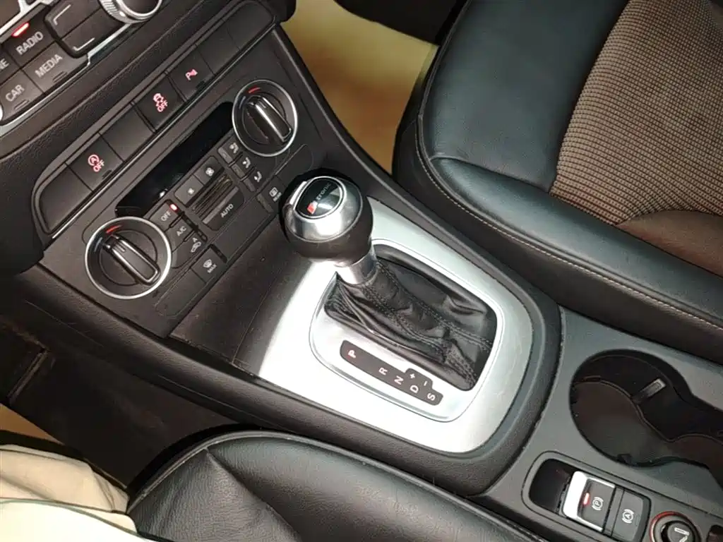 Audi Q3 2017 35 TFSI Fashion фото 14