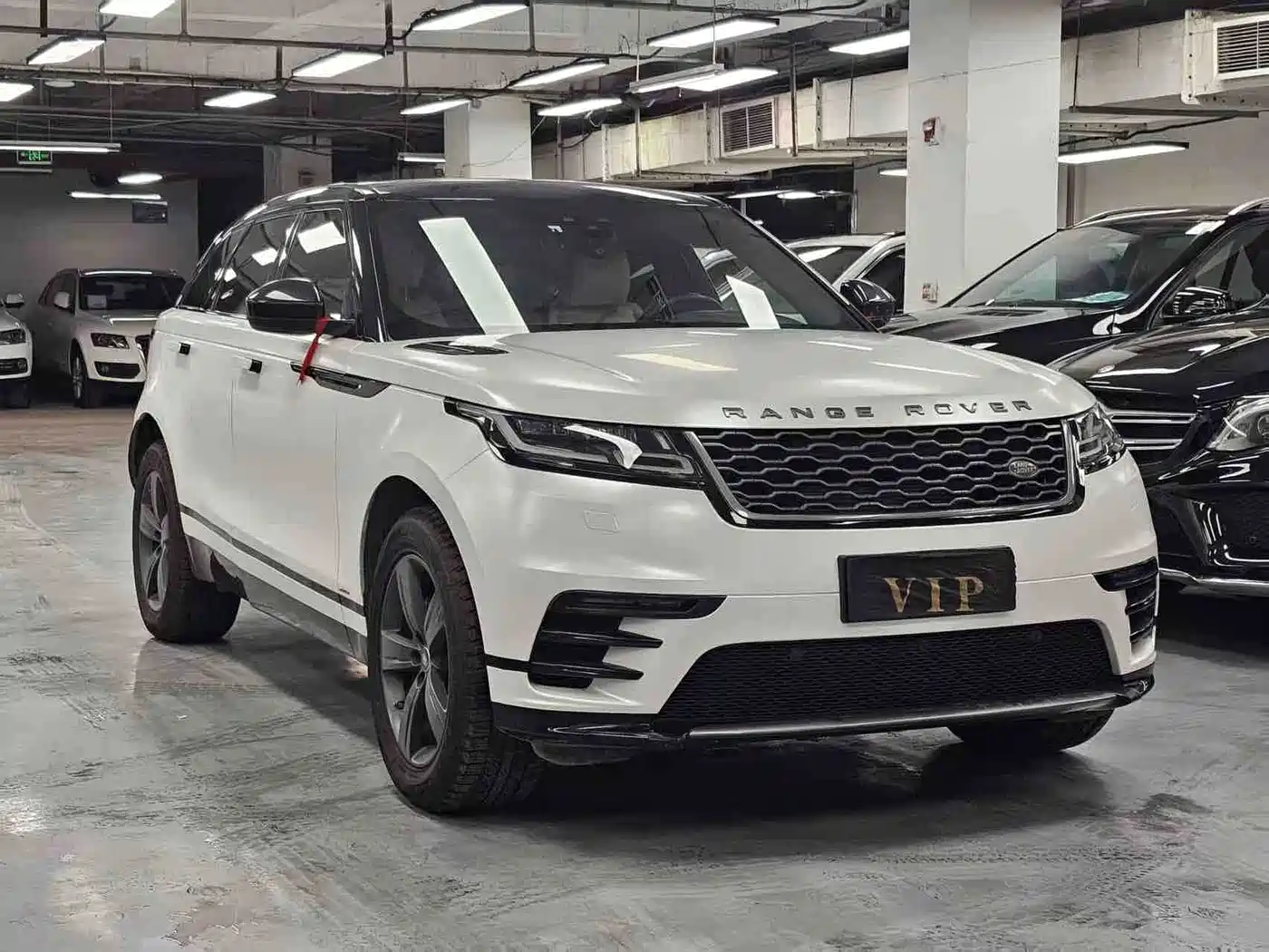 Фото 3 - Land Rover Range Rover Velar