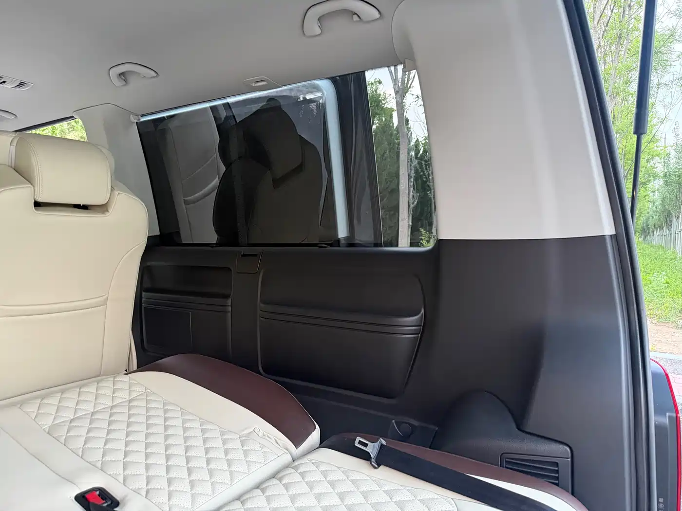 Volkswagen Caravelle 2019 2.0TSI 4WD Luxury 7-seater фото 21