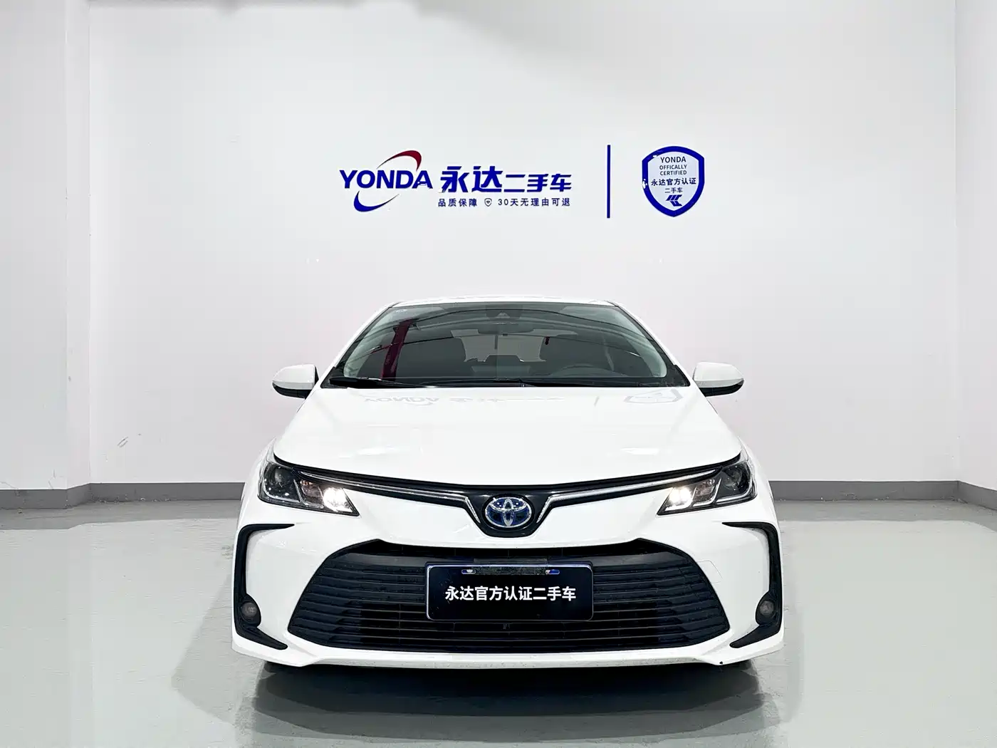 Toyota Corolla 2021 Hybrid 1.8L E-CVT Pioneer Edition фото 7