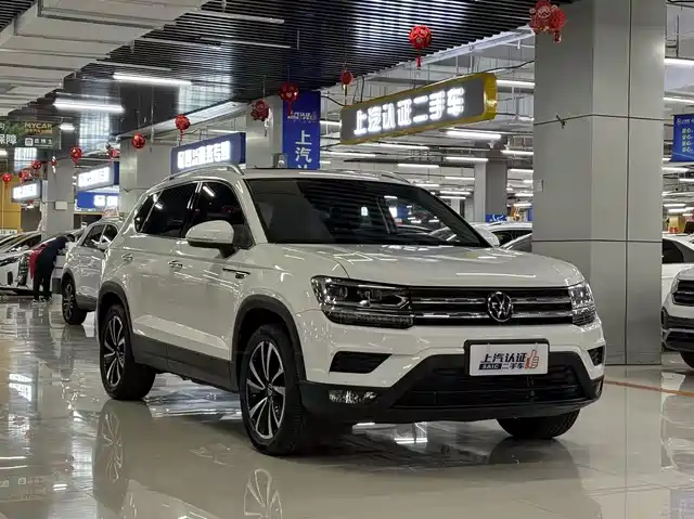 Volkswagen Tharu 2022 280TSI FWD Luxury Edition — фото 3