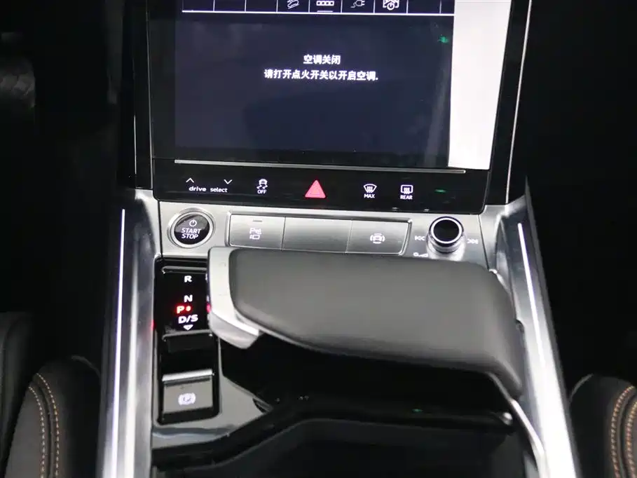 Audi e-tron 2021 50 quattro Luxury фото 10
