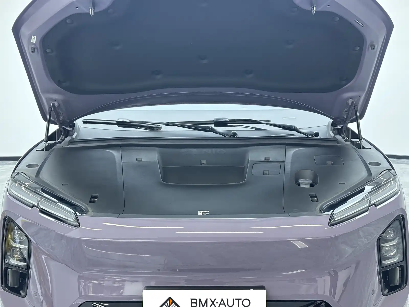 Фото 3 - NIO EC6