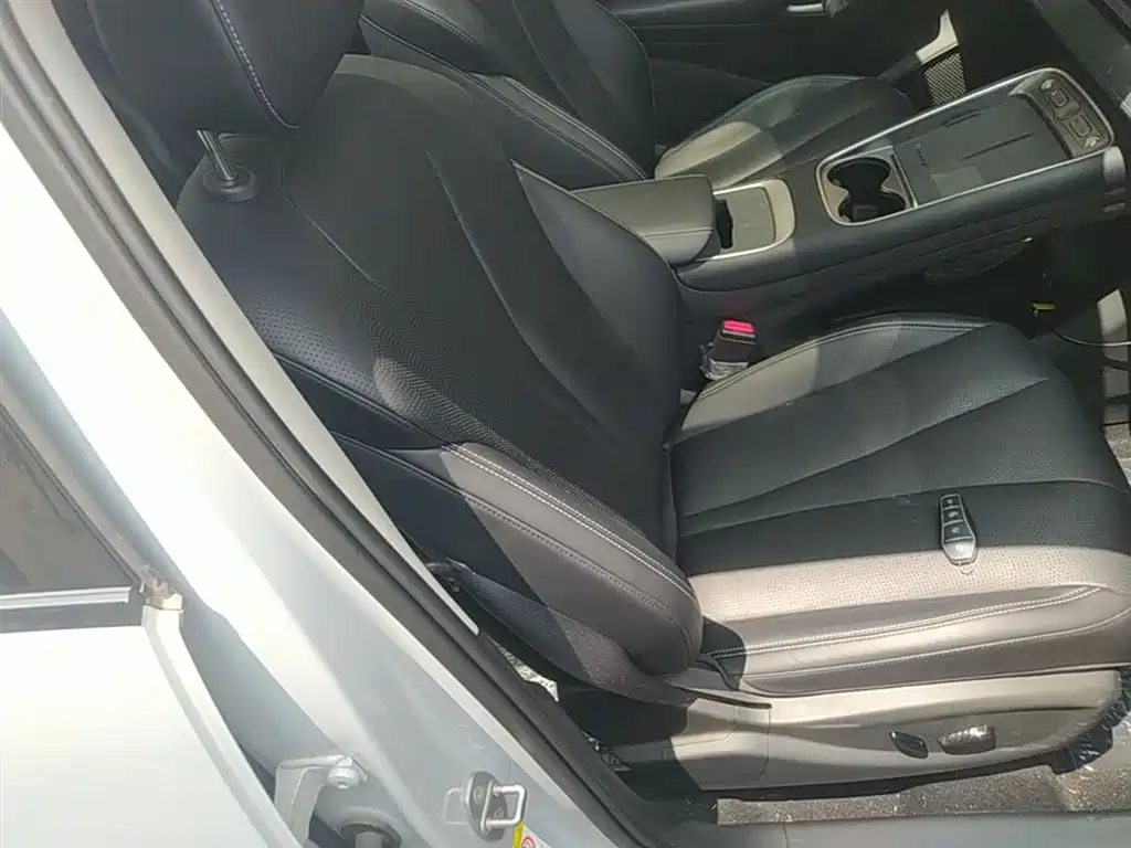 BYD Hai Shi 05 EV 2025 520KM Smart Navigation Edition фото 25