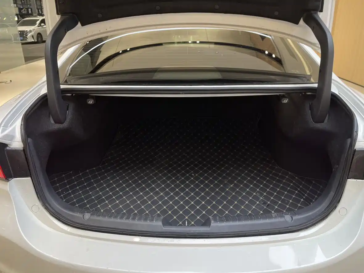 Mazda Atenza 2021 Model 2.5L Blue Sky Premium Edition фото 12