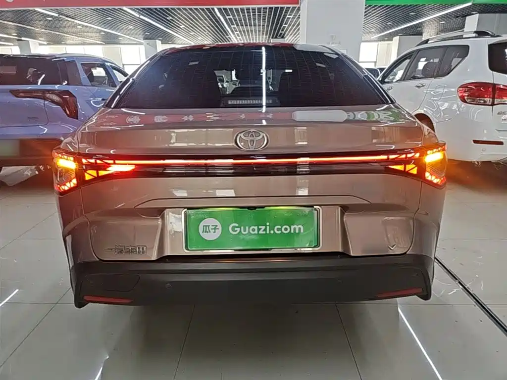 Toyota bZ3 2023 616km Long Range Premium фото 6