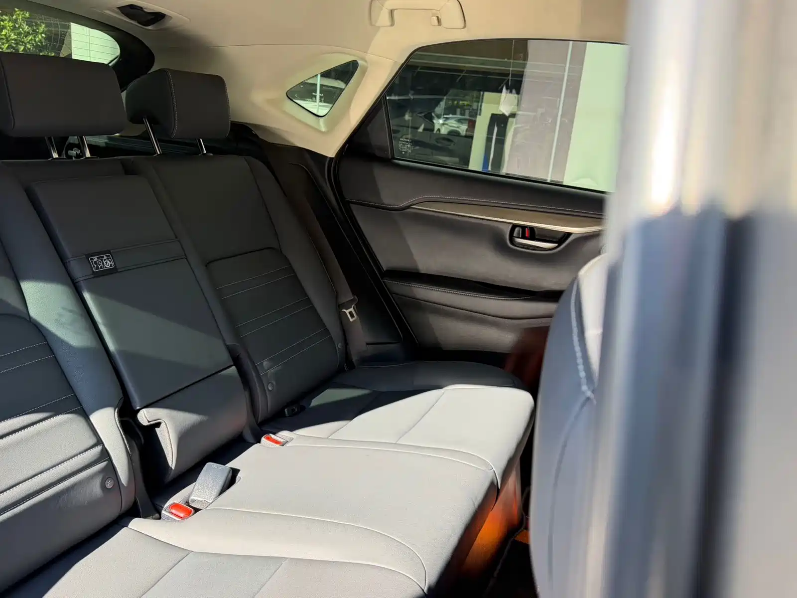 Photo 12 - Lexus NX