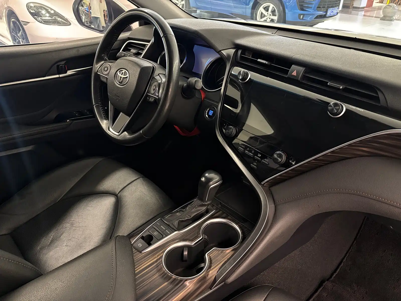 صورة 11 - Toyota Camry