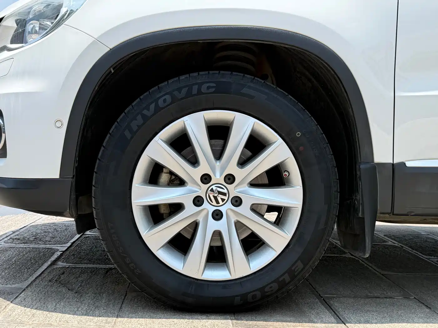 Volkswagen Tiguan 2013 2.0TSI Auto 4WD Luxury Edition фото 25