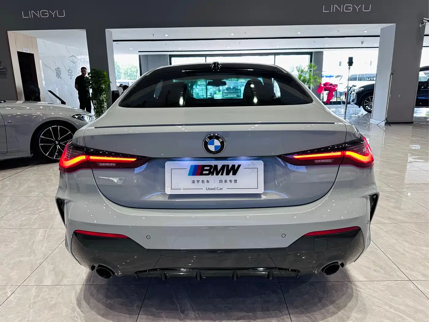 BMW 4 Series 2023 430i M Sport Shadowline Package фото 5