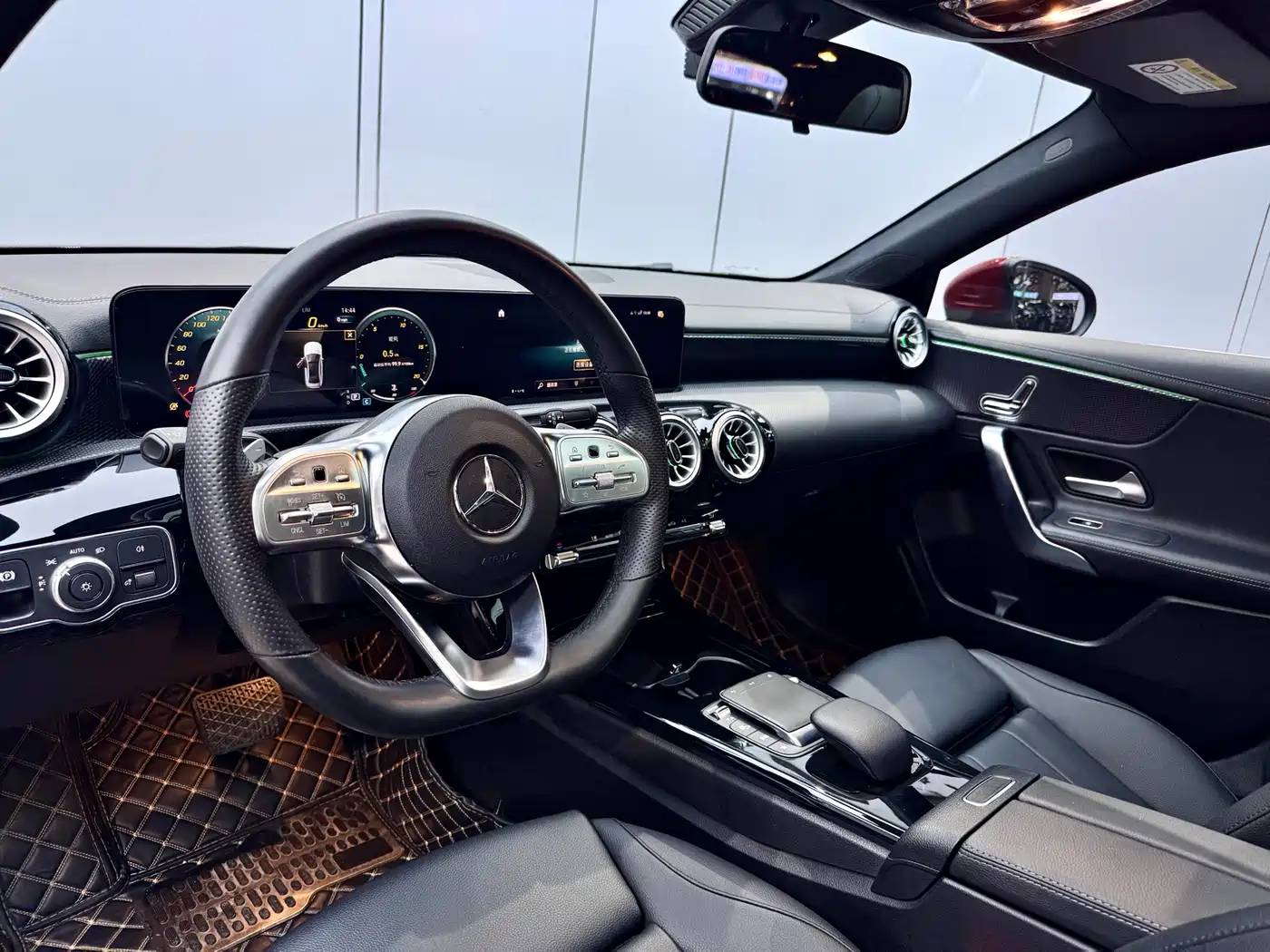 Mercedes-Benz A-Class 2022 Facelift A 200 L Sport Sedan Fashion Style фото 8